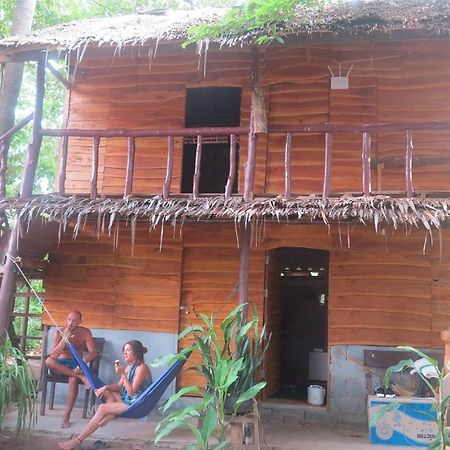 Easy Huts Hotel Ko Lanta Eksteriør billede