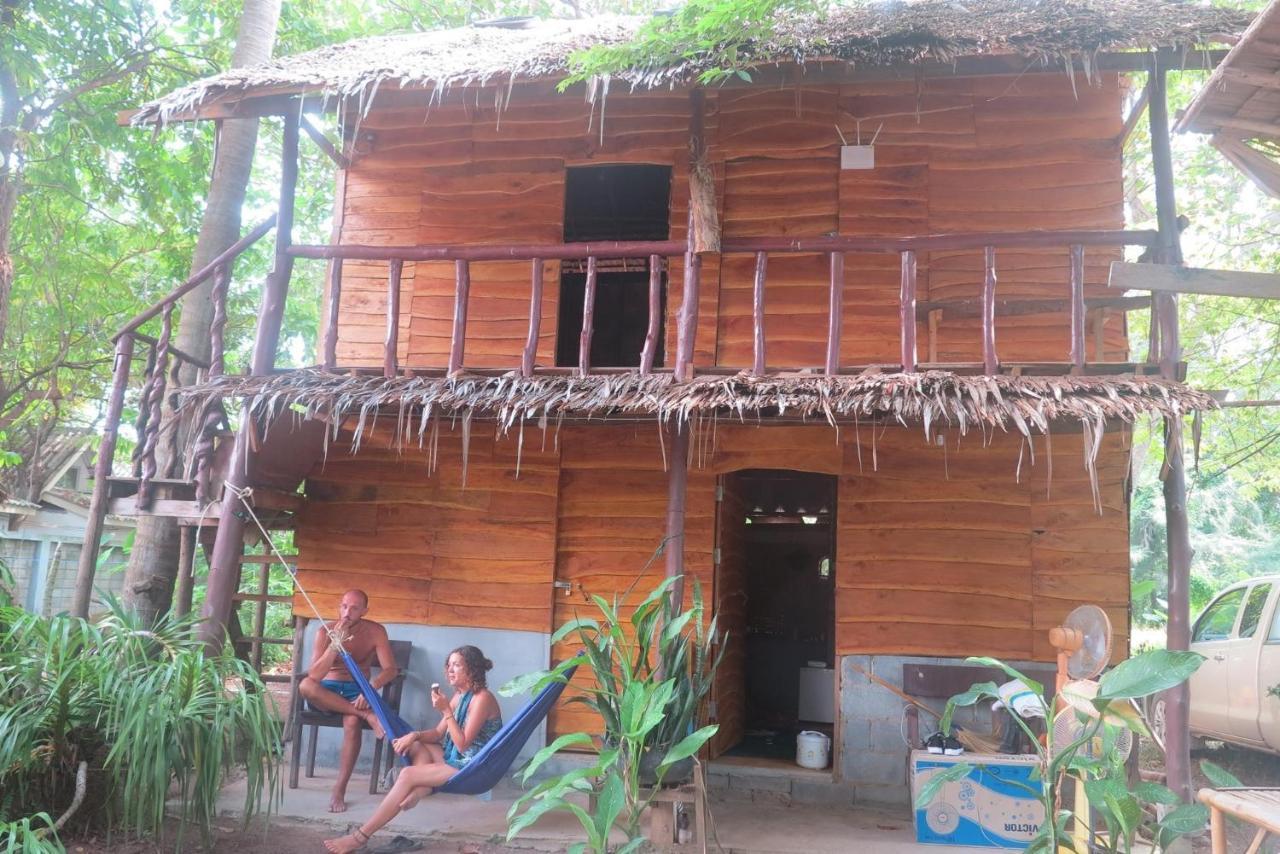 Easy Huts Hotel Ko Lanta Eksteriør billede