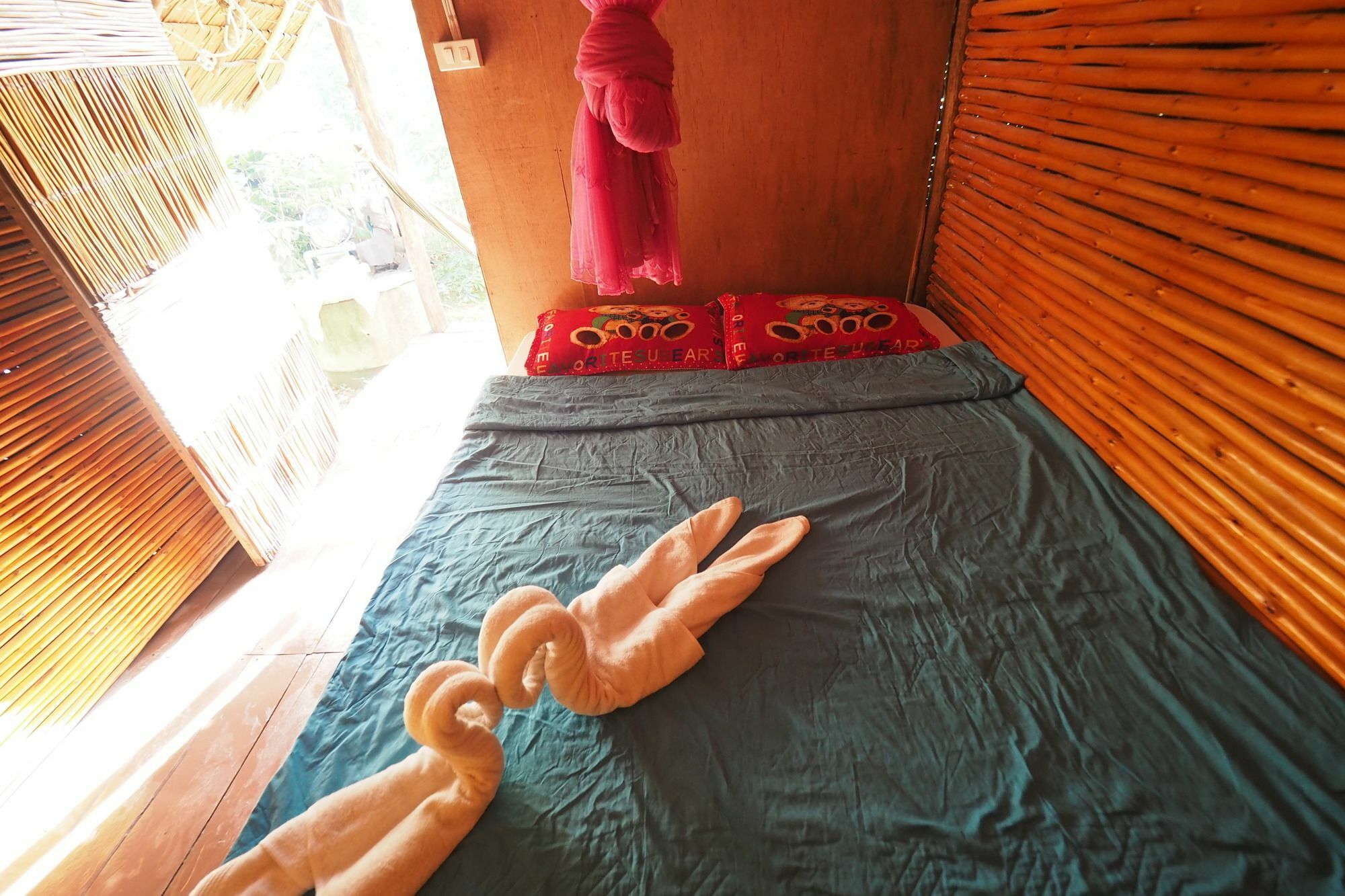 Easy Huts Hotel Ko Lanta Eksteriør billede